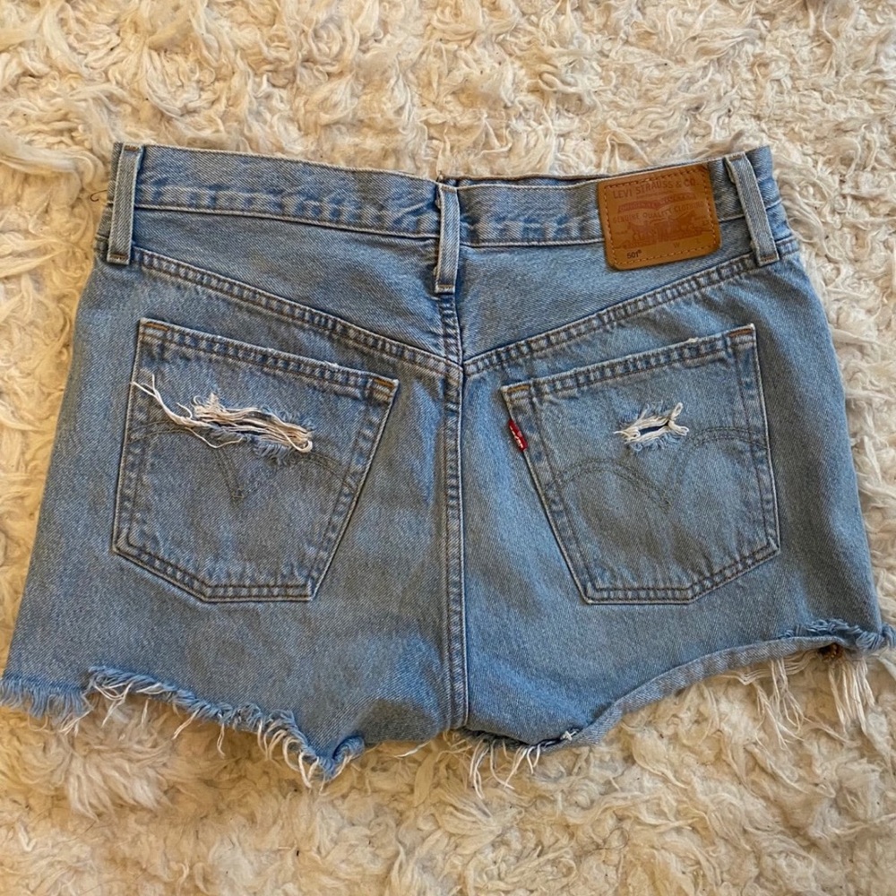Levi Jean Shorts
